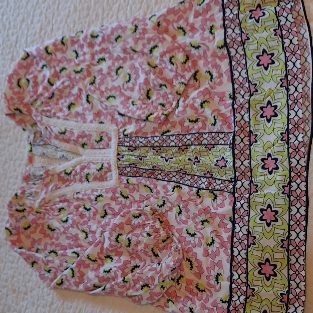 Crown & Ivy blouse